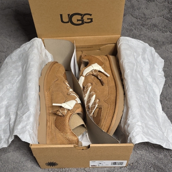 UGG Kid's Brown and White Sneakers - Picture 4 of 4